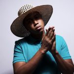 Le chanteur Paille lance une bourse en faveur des étudiants