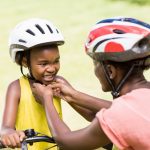 Vélo, le casque obligatoire pour les moins de 12 ans