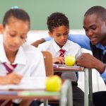 Gagner de l’argent en s’investissant pour les autres