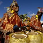 Lexique du carnaval  musiques et instruments lors des défilés