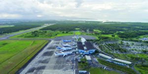 L'aéroport Pôle Caraïbes est situé sur l'île de la Guadeloupe